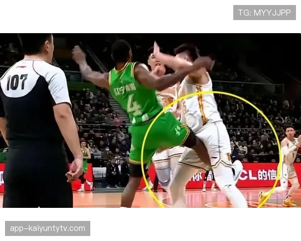 严重犯规判罚标准详解：为何裁判尺度差异大引争议